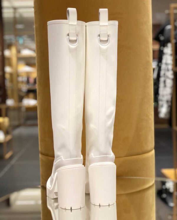 Woman White Boots Cizme
