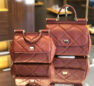 Leather Top Handle Bag Accesorii